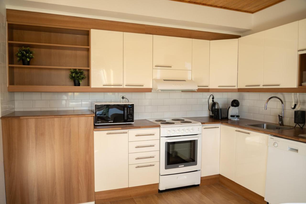 Design Apartment With Lake View, Sauna, Fireplace Rovaniemi Esterno foto