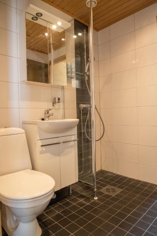 Design Apartment With Lake View, Sauna, Fireplace Rovaniemi Esterno foto